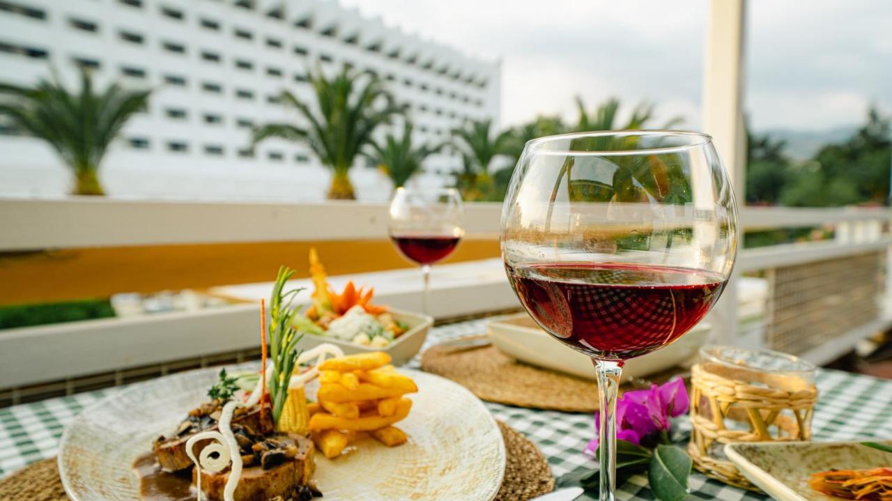 Club Beyy Resort Hotel Измир Экстерьер фото