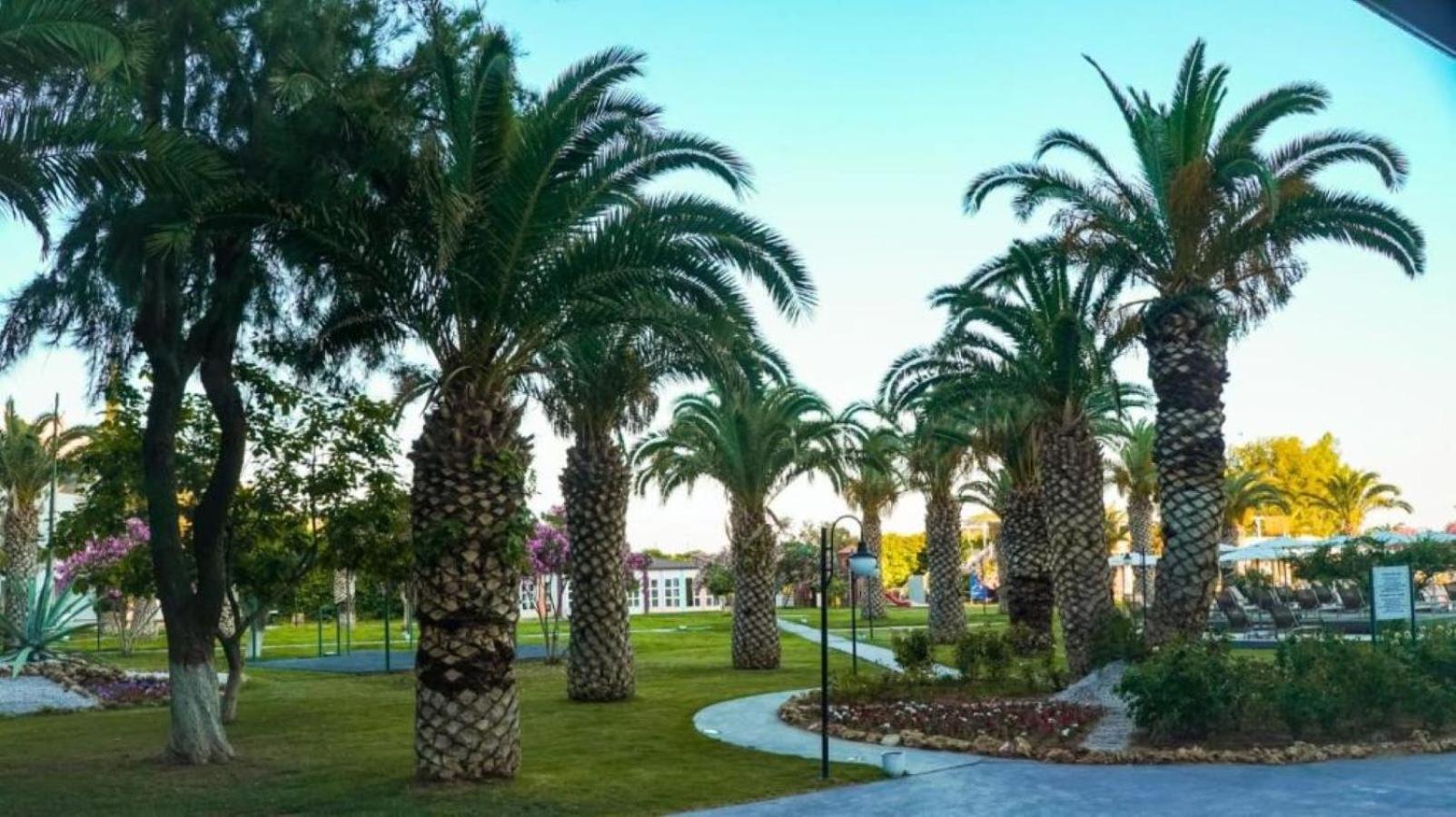 Club Beyy Resort Hotel Измир Экстерьер фото